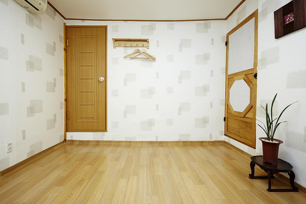 Vine Hanok Guesthouse Seoul Zimmer foto