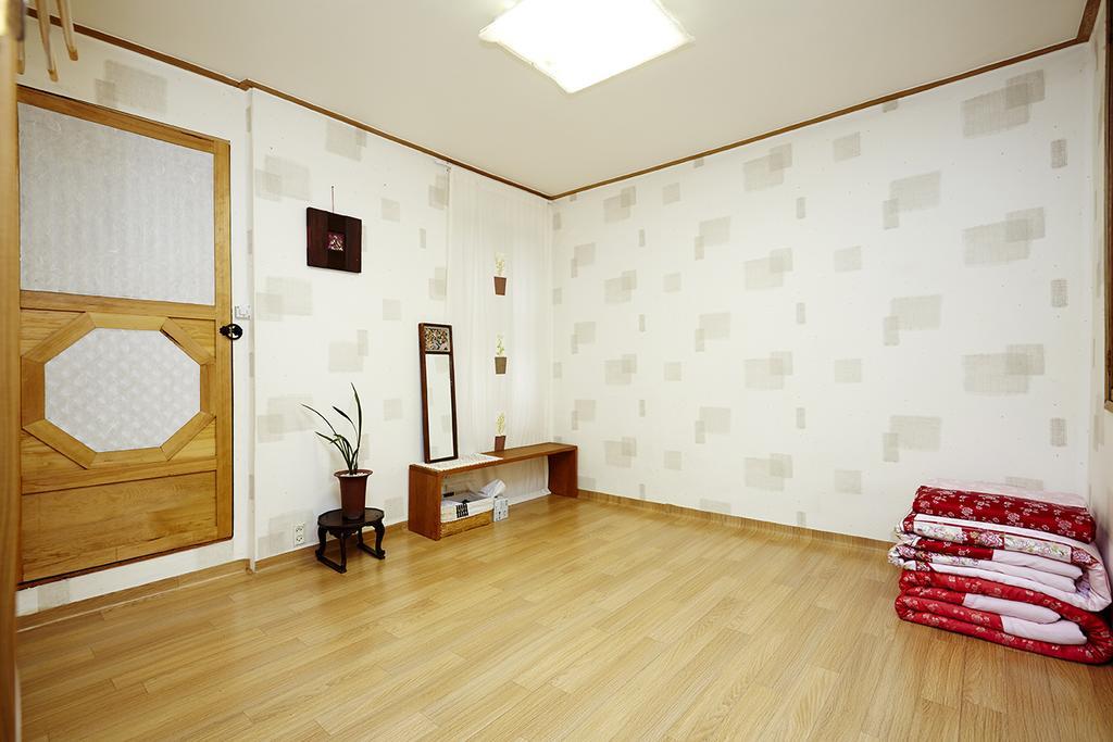 Vine Hanok Guesthouse Seoul Zimmer foto
