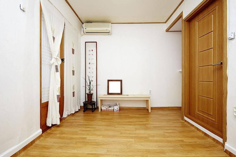 Vine Hanok Guesthouse Seoul Exterior foto